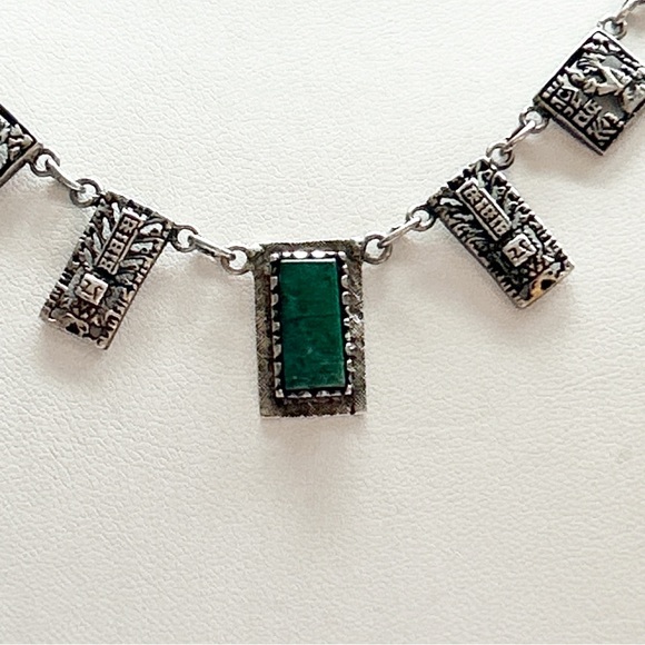 Stunning Vintage Peruvian Jade Tumi Storyteller Sterling Silver Necklace - Picture 6 of 16